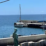 Vakantiehuis Blue By The Sea House
