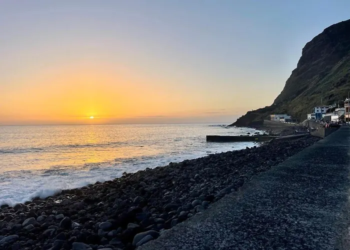 Blue By The Sea House *