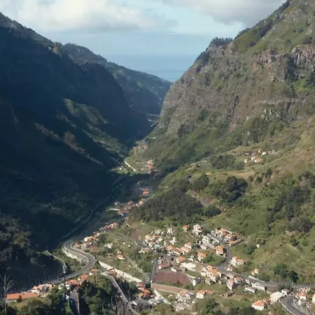 Blue By The Sea House * Paul do Mar (Madeira)