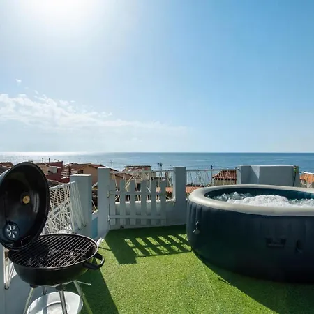 Дом отдыха Blue By The Sea House *