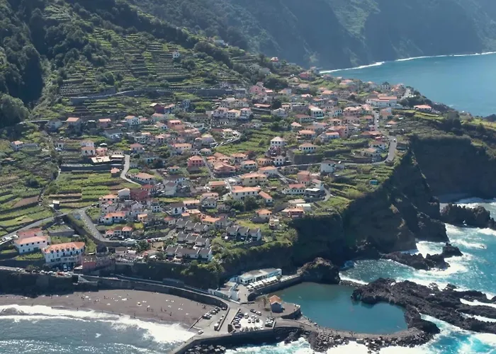 Blue By The Sea House * Paul do Mar (Madeira)