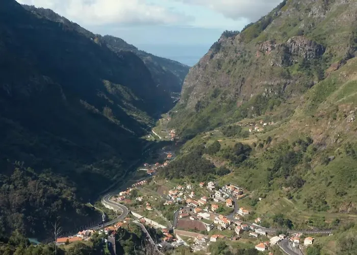 Blue By The Sea House * Paul do Mar (Madeira)