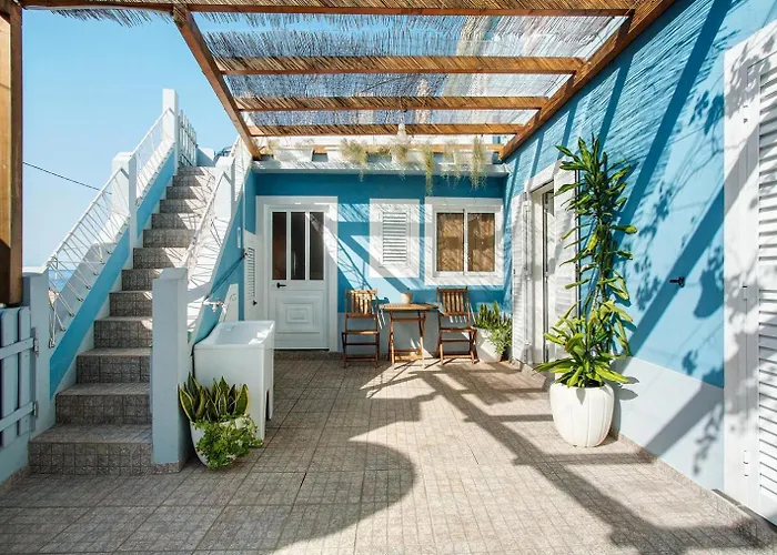 Blue By The Sea House *